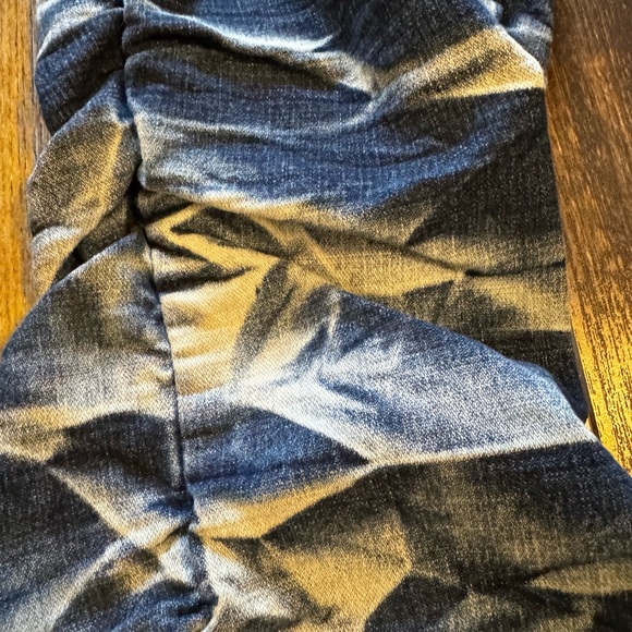 Denim Jeans (Stonewashed and Bleached details) - Picture 5 of 5